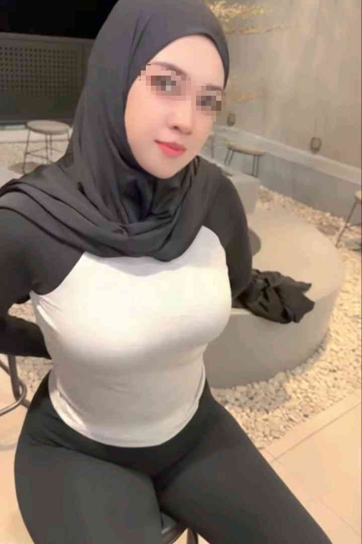 Sensual C Cup Malay Escort Maya | Incall Cheras & Outcall Petaling Jaya