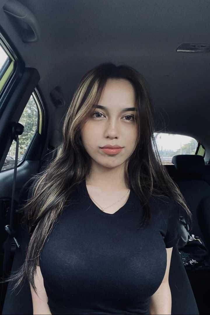 Meet Sakinah: 24 Year Old Malay Call Girl Kuala Lumpur | C Cup